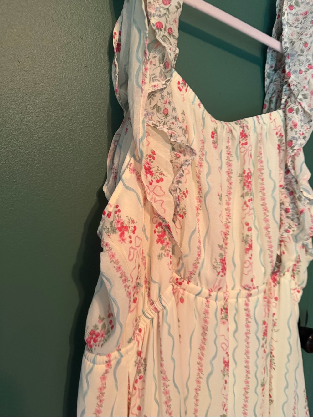 Torrid strawberry bow Cream Maxi Dress with Pink Floral Stripe nwt sz 3 - Picture 6 of 12